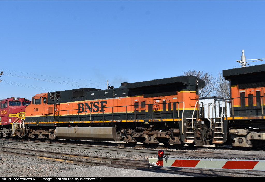 BNSF 996